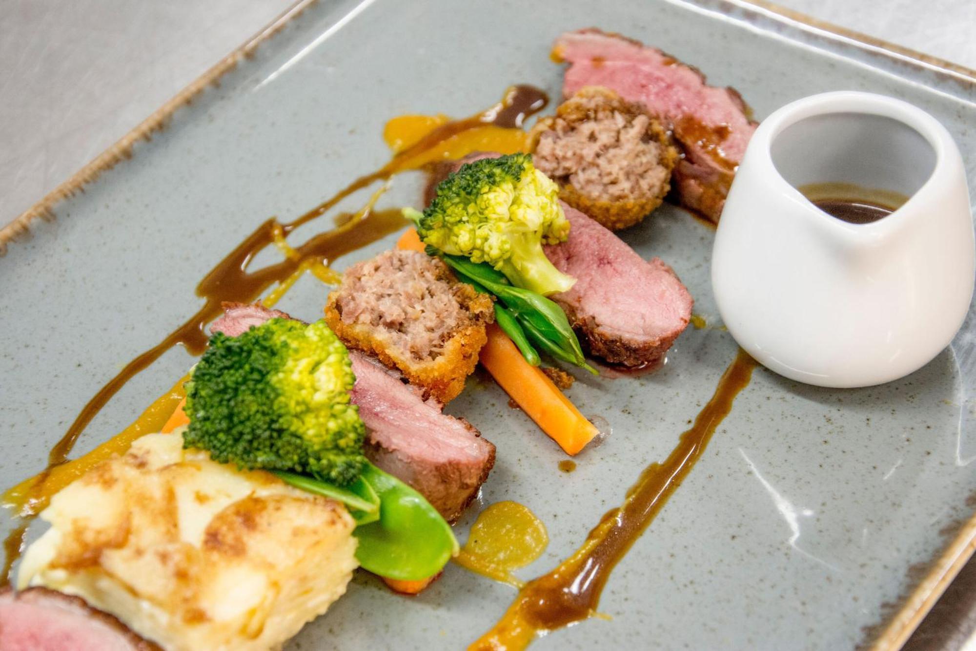 The Knowes Hotel & Restaurant Macduff Екстериор снимка